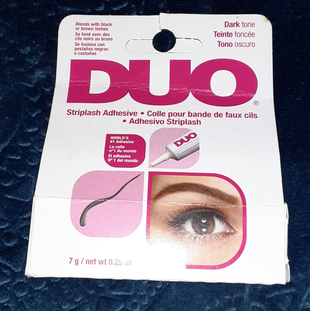 Duo Eyelash Adhesive NIB in "Dark"